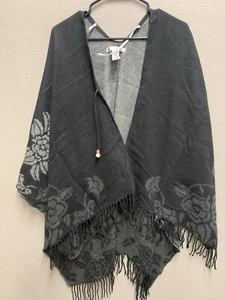 Marc New York by Andrew Mark Poncho Shawl One Size OSFM Black Grey Flower Print - Picture 1 of 5