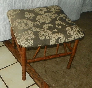 Thebes Oak Spindle Footstool Stool (FS77) - Afbeelding 1 van 6