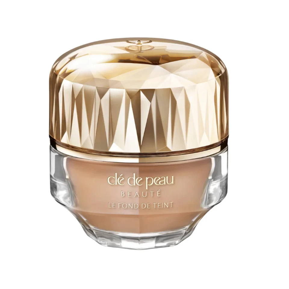 Cle De Peau The Foundation O20 Light Medium Ocher SPF 25 - Image 1 of 1