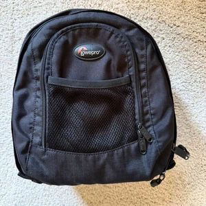 Lowepro Micro Trekker 100 Black Camera Bag Backpack Padded w/Adjustable Inserts - Picture 1 of 8