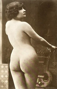 AK Erotik Frau nackt erotic girl nude pc - Picture 1 of 2