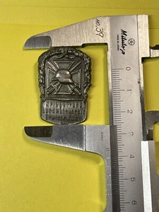 WWI German Krieger Warrior Pin Badge H Timm Berlin C.19 Tinnie - Picture 1 of 6