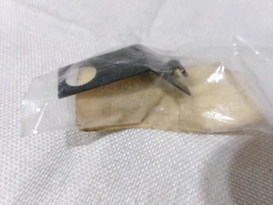C-2-3 CORVETTE 1963-1974 VACUUM ADVANCE LINE CLIP ON INTAKE NEW - Picture 1 of 1
