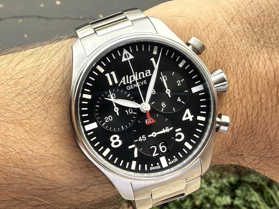 Alpina Startimer Pilot Chronograph AL-372B4S6B 44mm Big Date Mint US Seller - Image 1 of 4