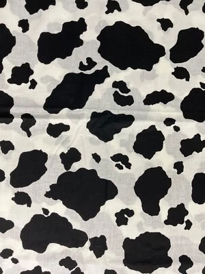 Tela de algodón blanco y negro con patrón de vaca Fabric Traditions se vende por yarda X 44" Foto 1 de 3