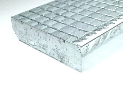 Gitterrost Treppenstufen, Treppen, Stufe  800 x 240 mm, Tragstäbe 30 x 2 mm - Bild 1 von 4