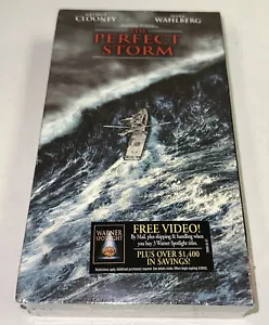 The Perfect Storm VHS 2000 Warner Bros. George Clooney/Mark Wahlberg Sealed NEW - Picture 1 of 3