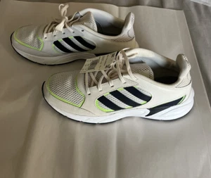 Adidas 90s Valasion Men Size 10 (Color Chalk White/Green) - Picture 1 of 7