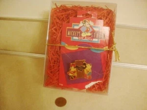 Vintage Disney AAI Mickey loves Minnie Mouse Brooch Pin by carved Heart in Tree! - Picture 1 of 7