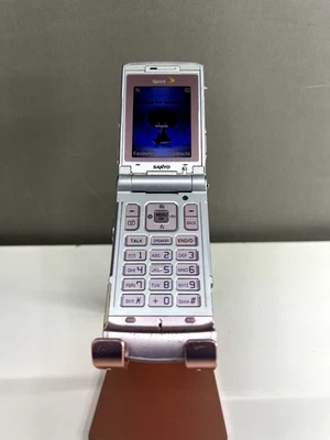 Sanyo Katana (Sprint) - Teléfono Abatible Rosa Vintage - Probado / Funcionando Foto 1 de 4