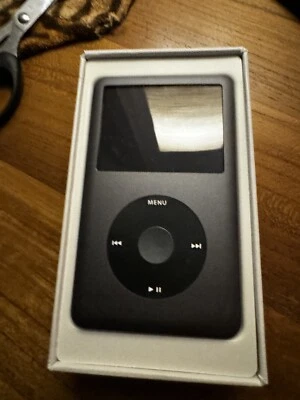 iPod 6th Generation 80 GB - Image 1 of 4