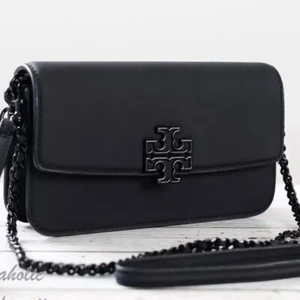 NWT Tory Burch Britten Matte Chain Wallet with Wristlet in Black - Picture 1 of 10