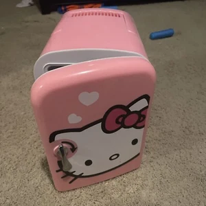 Mini refrigerador Sanrio Hello Kitty 76009-TA enfría y calienta. FUNCIONA MUY BIEN - Imagen 1 de 3
