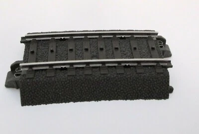 MARKLIN 24207 x2 C-TRACK GEBOGENES GLEIS 3 RAIL CURVED TRACK R2=437.5mm 7.5° NEW - Image 1 of 2