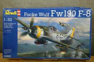 REVELL 04869 1/32 FOCKE WULF FW190 F-8 MODEL KIT - Bild 1 von 5