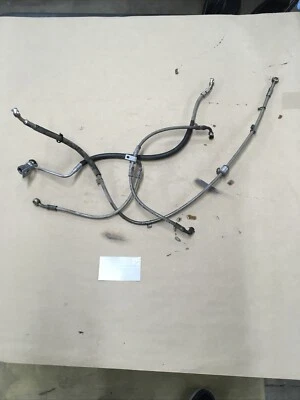 Mangueras de freno BMW K1200GT 2005-2008.   26K 240197. Foto 1 de 4