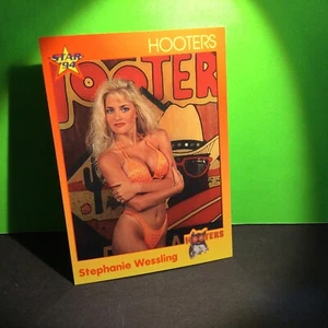 1994 Star Hooters Stephanie Wessling Karte #79 kostenloser Versand - Bild 1 von 4