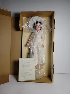 Poupée Judy Garland Easter Parade 18 pouces World, neuve précédemment exposée avec certificat d'authenticité - Photo 1/5