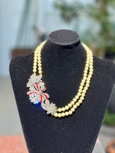 New Heidi Daus HOLIDAY CLASSIC Necklace Christmas Flower Snowflake Holly Ribbon - Picture 1 of 10