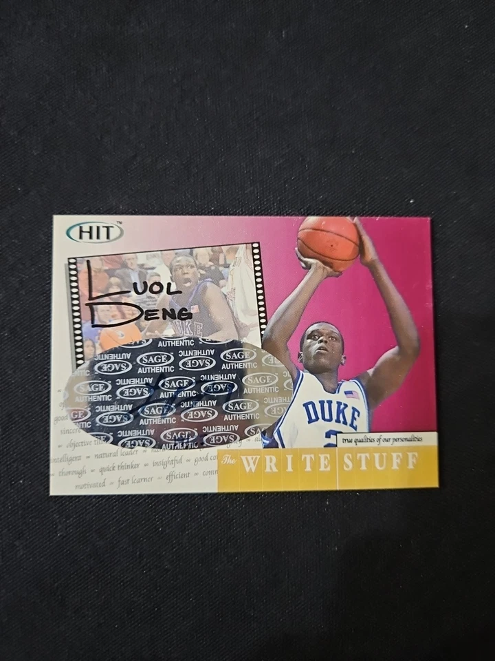2004 SAGE Hit The Write Stuff Auto /25 Luol Deng #WSA7 Rookie Auto RC - Image 1 of 4