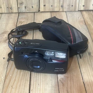 Pentax Zoom 70 R analoge Kompaktkamera 35 mm mit weichem Reiseetui getestet - Bild 1 von 10