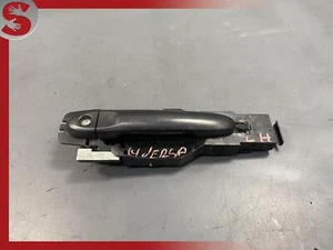 2014-2019 NISSAN VERSA LEFT FRONT DOOR HANDLE ASSEMBLY BLACK - Picture 1 of 5