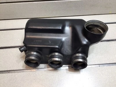 90 BMW K75, K 75, acumulador de aire, deflector de caja de aire, cámara Foto 1 de 4