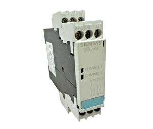 Siemens 3TK2830-1CB30 Safety Relay - Picture 1 of 3