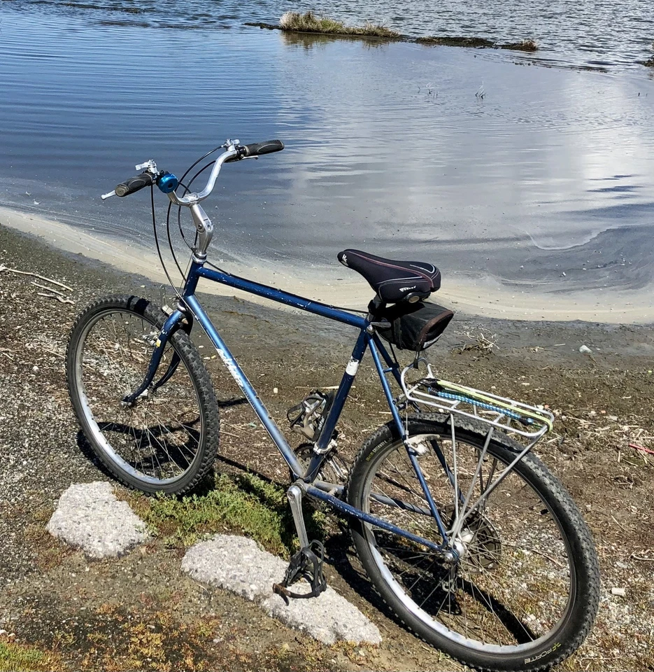 Vintage early 1980s circa Specialized Rockhopper  Mountain Bike. - Image 1 of 4