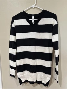 Lululemon Ivivva Sweater Girls 14 Black White Stripe Long Sleeve Cotton Pullover - Picture 1 of 4