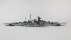 Neptun N 1001 Schlachtschiff "Tirpitz" getarnt 1:1250 Metall CH23200 - Bild 1 von 3