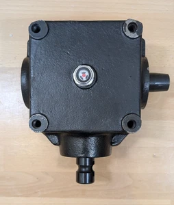 Gearbox CE17401 for John Deere Mower F910 F915 F925 F935 - Foto 1 di 6