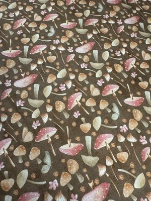 Champiñones sobre Marrón - Jardín Toss Nature's Vivero - Pincel Estudio Algodón F Foto 1 de 4