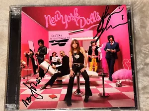 New York Puppen SIGNIERT One Day It Will Please Us David Johansen Sylvain Sylvain - Bild 1 von 10
