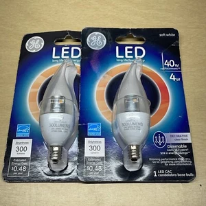 2x GE LED CAC Decorative Clear Light Bulb Candelabra Base 40 W Replacement 4 W - Picture 1 of 10