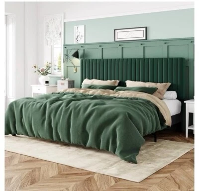 Marco de cama de terciopelo verde profundo, ¡nuevo! 🫶🏻 Foto 1 de 4