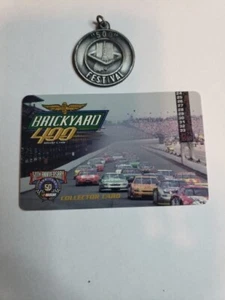 Medallón y ladrillo del desfile conmemorativo del festival Indy 500 400 1 de agosto de 1998 - Imagen 1 de 2