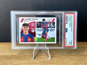 2023-24 Panini Este #19BIS Lamine Yamal Rookie Sticker PSA 9 - Imagen 1 de 3