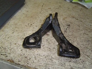 1964 1968 Ford Mustang 6 Cylinder Engine  Mounts Pair - Picture 1 of 4