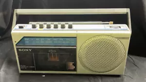 Sony Cfm-100 Cassette-corder Vintage 1980s Boombox - Picture 1 of 4