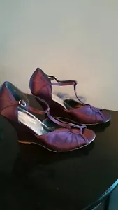 MICHAELANGELO "WHITLEY" WOMEN'S PURPLE SATIN WEDGE OPEN TOE FORMAL SHOE SIZE 9M - Picture 1 of 5