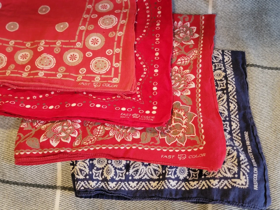 Vtg Fast Color Bandana Lot Of 4 W Flaws Elephant Trunk Down ×2 Trunk Up ×1  - Image 1 of 4