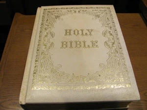 Vintage Crusade Holy Bible KJV Family Altar Red Letter Edition - Picture 1 of 13