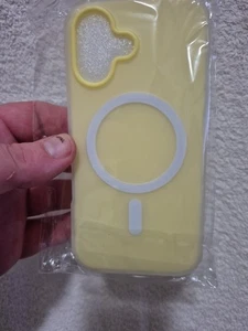 Funda doble capa Magsafe para iPhone 16 - Imagen 1 de 3