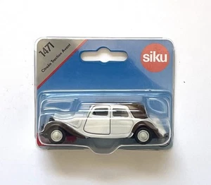 Citroen Traction 15 Six Avant White Siku 1471 1:55 Scale - Picture 1 of 3