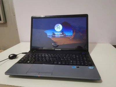 PC PORTATILE SAMSUNG - 300 E-INTEL I3 3110M-RAM 4G SSD 120G  - Immagine 1 di 4