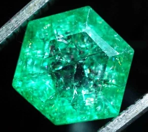 6.90 Ct Natural Muzo Colombian Emerald A+ Certified Haxgaon Cut Loose Gemstone. - Picture 1 of 5