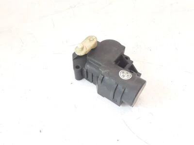 Nissan Primera P11 2.0i 103kW 2000 Heater Blower Air flap motor actuator - Image 1 of 4