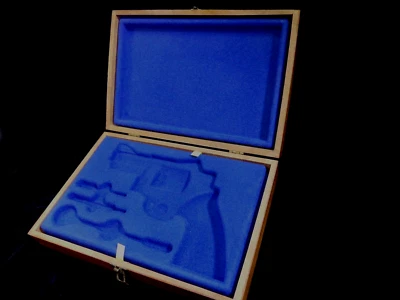 N35T ROYAL  Smith & Wesson Presentation Case Liner set 3-1/2" BBL , TRAY top N - Image 1 of 4