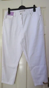 BNWT - Next Jeans Mom High Rise Size 16 P Petite - RRP £24.00 - White - Buttons - Picture 1 of 9